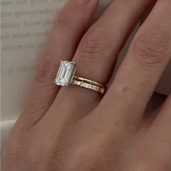 Ring Concierge 14K Gold Baguette Bar Eternity Band - Picture 4 of 7